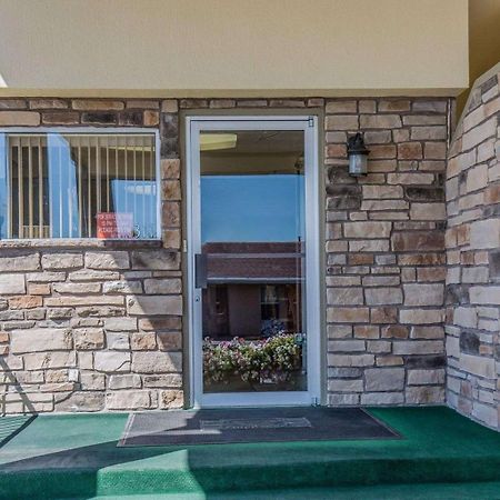 Econo Lodge Downtown Vernal Exterior photo