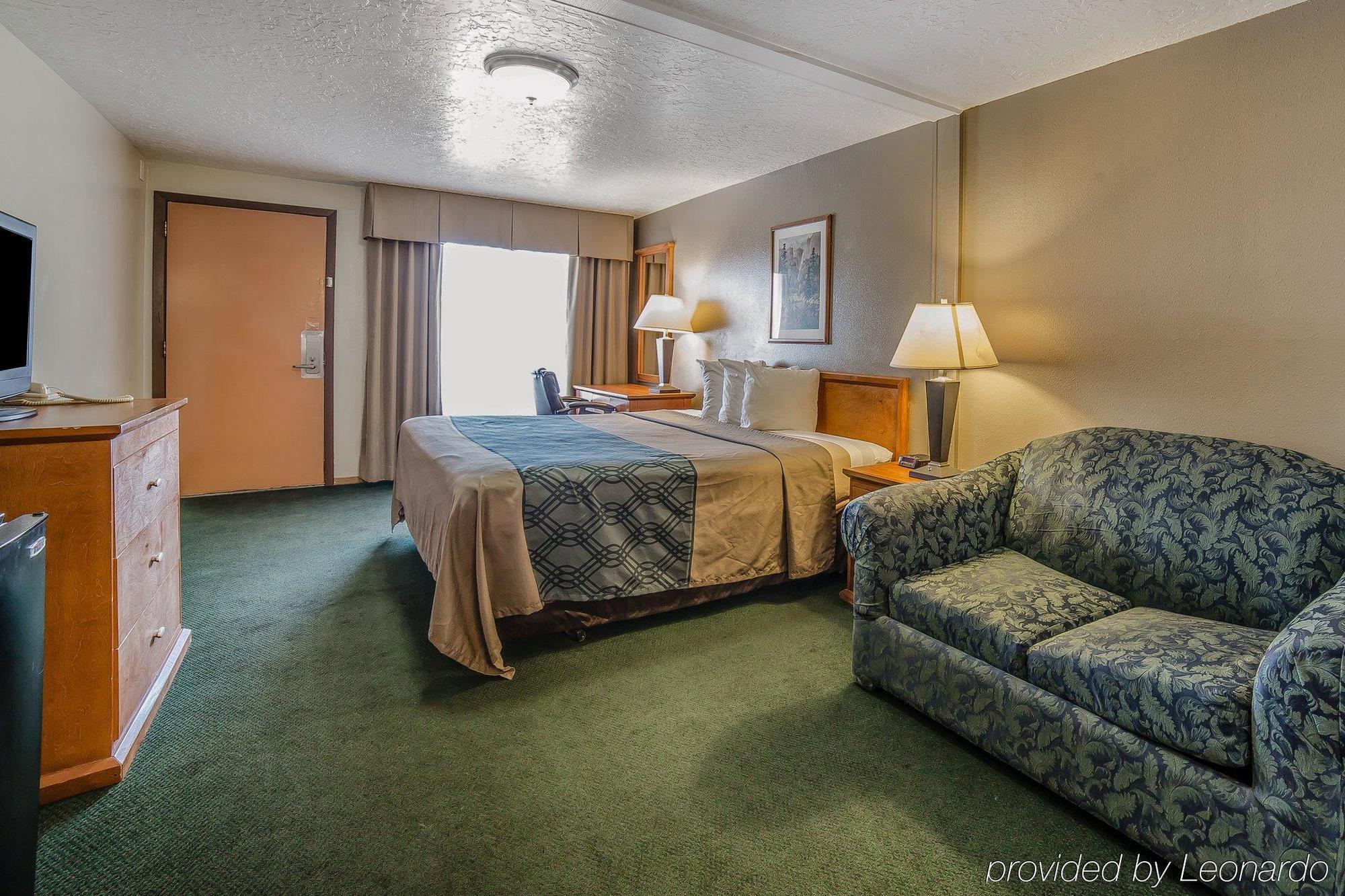 Econo Lodge Downtown Vernal Exterior photo